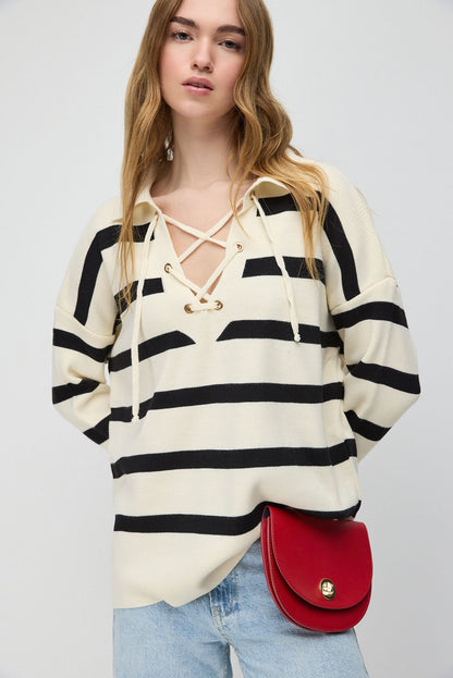 Gestreifter Strickpullover