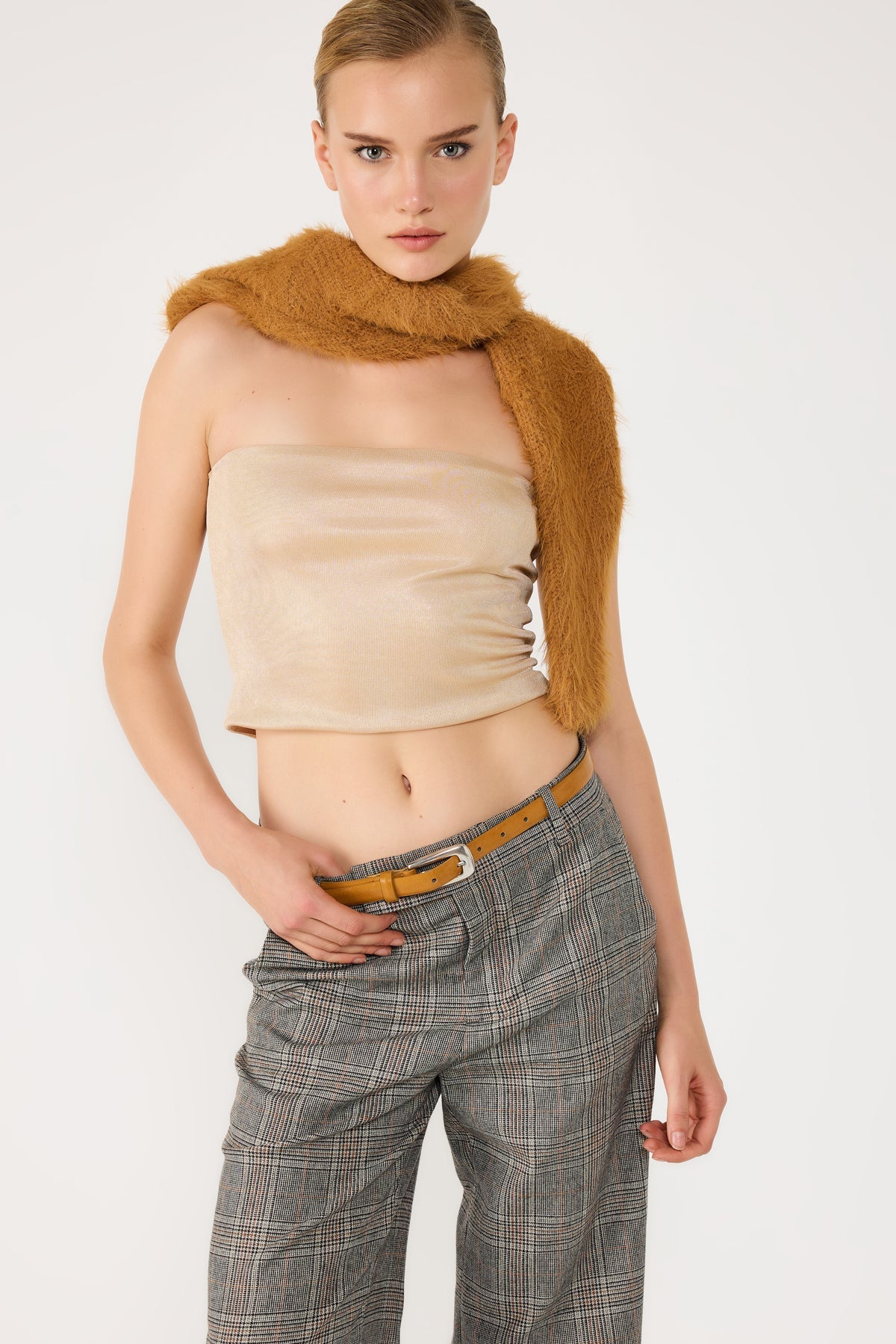 Trägerloses Crop-Top