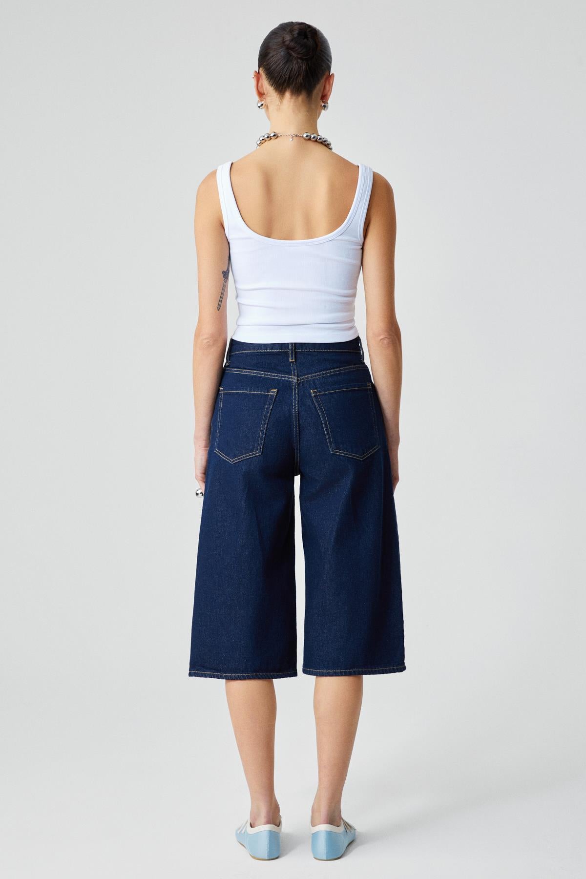 ETHIQUET ALYONA Damen Slim-Fit Weste U-Ausschnitt Weiß