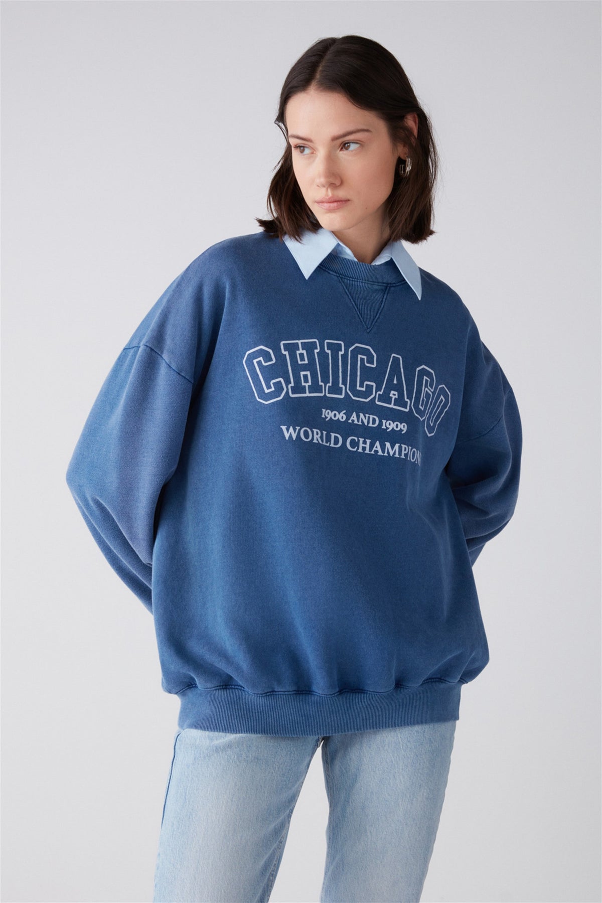 AMELIA Relaxed Oversize Sweatshirt