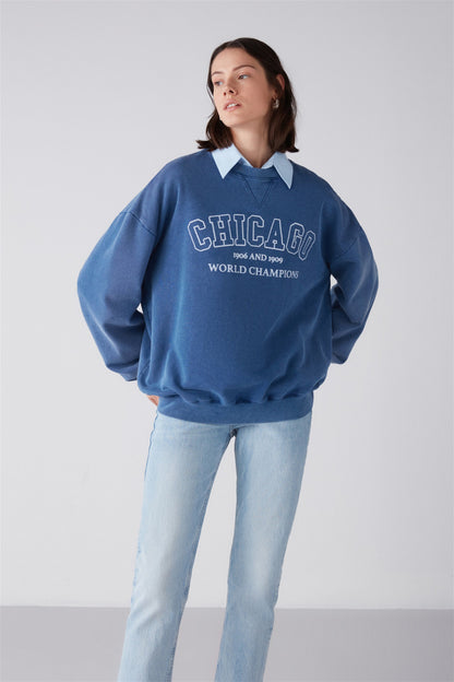 AMELIA Relaxed Oversize Sweatshirt