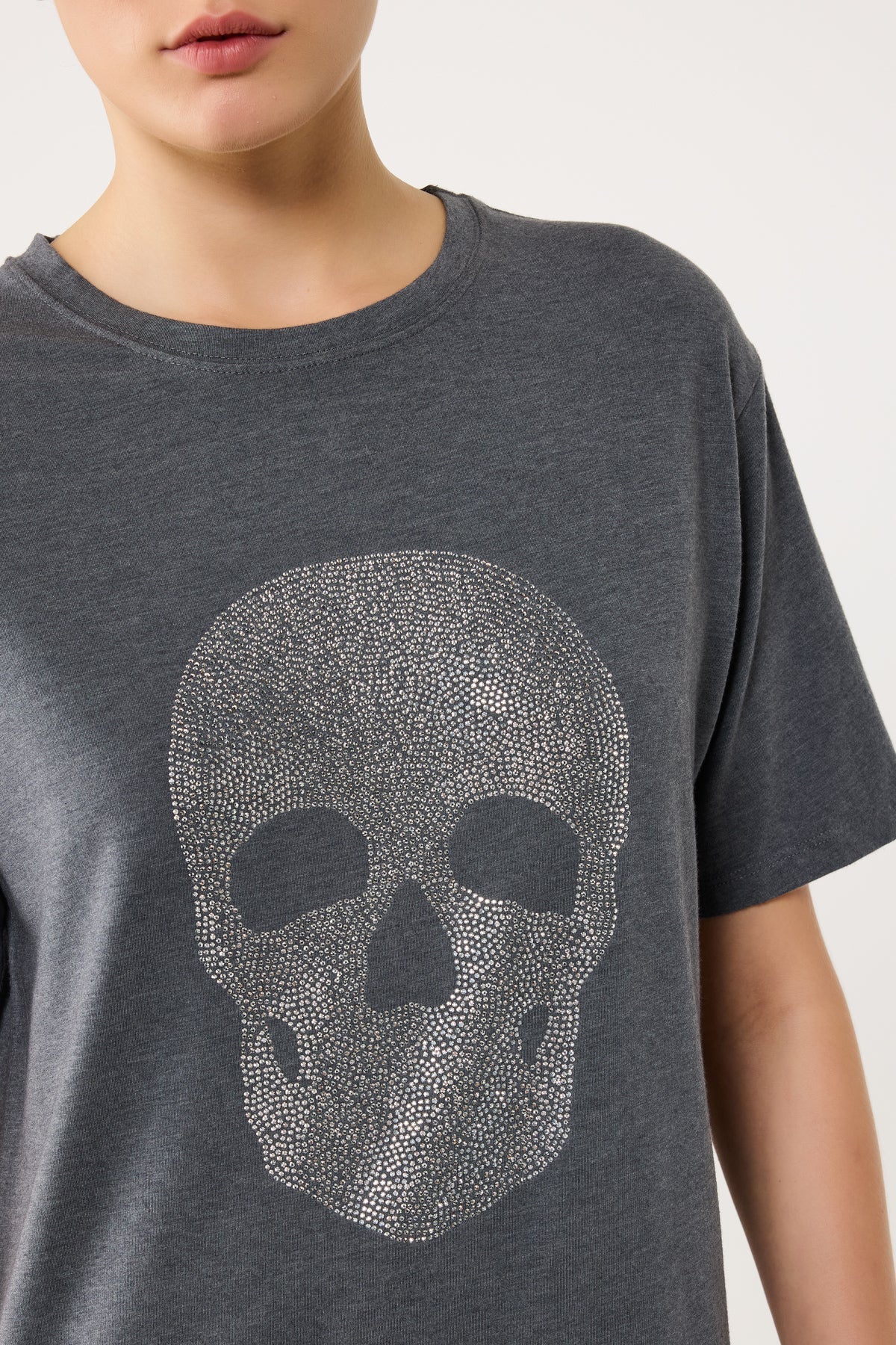 T-Shirt mit Rundhalsausschnitt und lockerer Passform