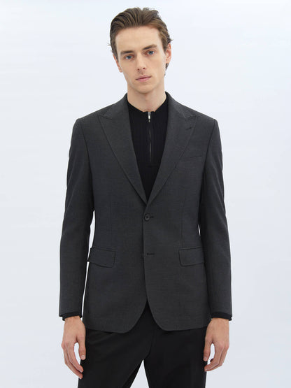 Gemusterte, umweltfreundliche Jacke mit moderner Passform