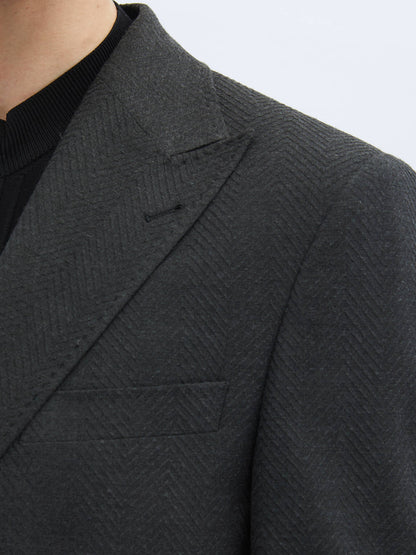 Gemusterte, umweltfreundliche Jacke mit moderner Passform