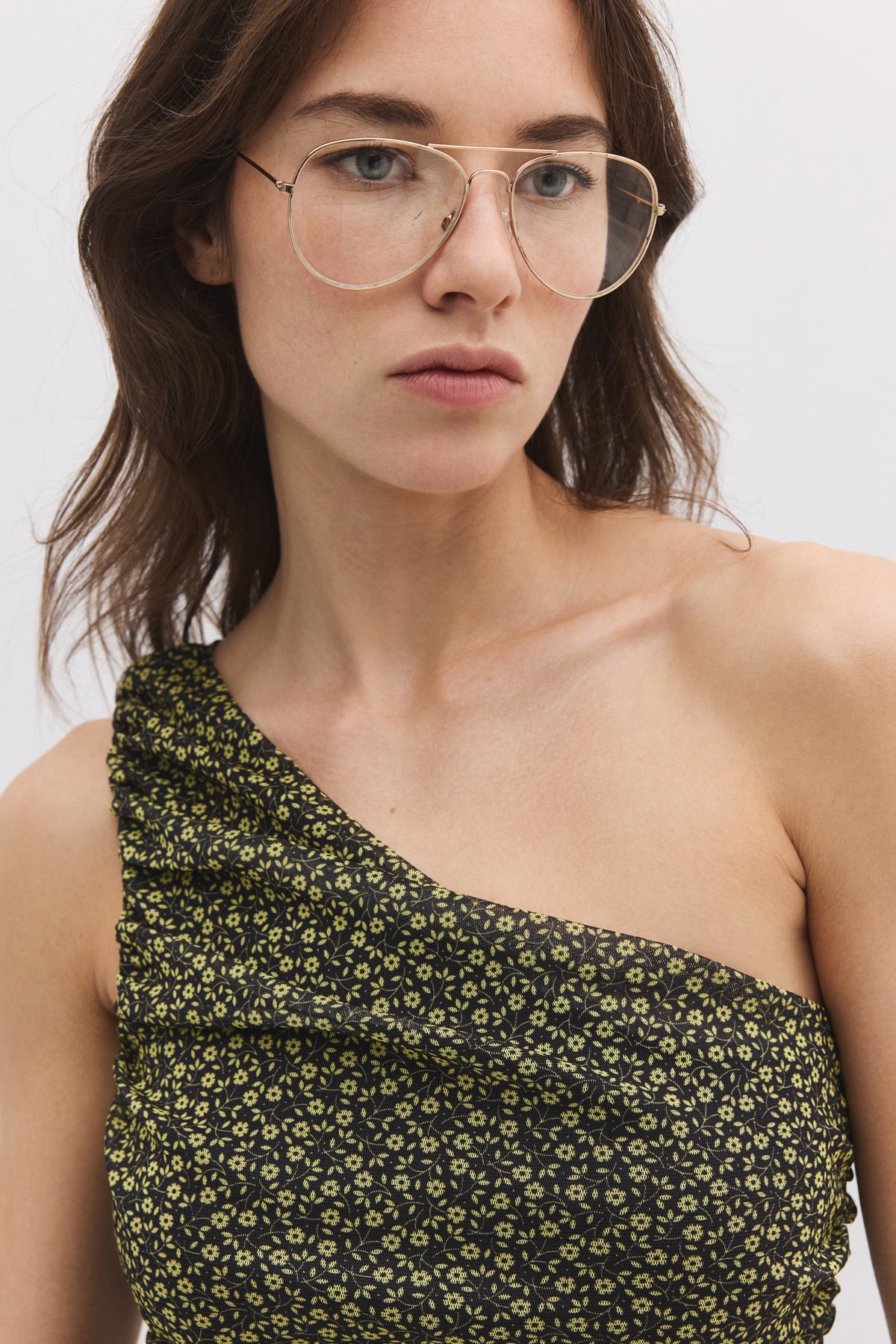 Asymmetrischer Body mit Druckknöpfen