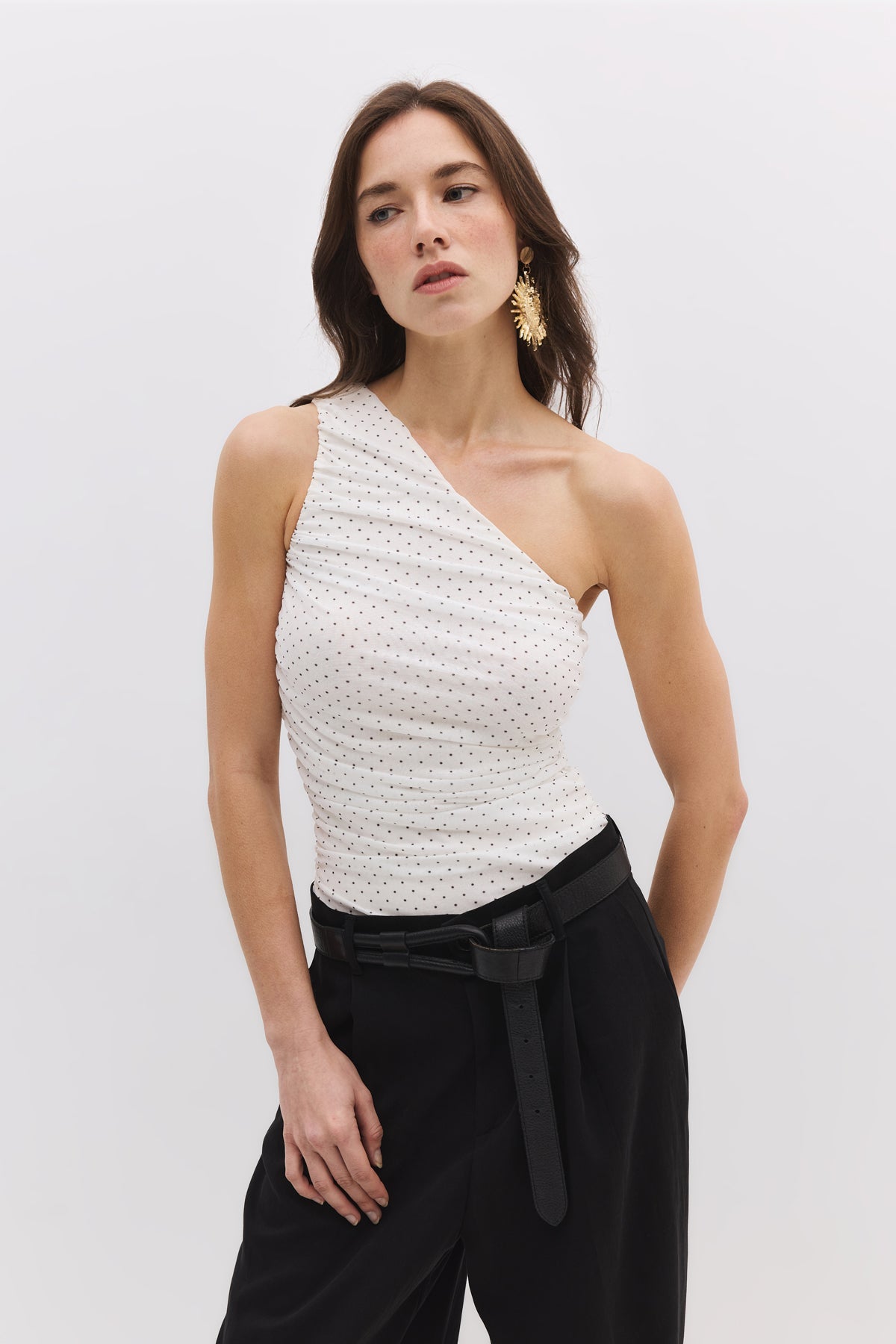 Asymmetrischer Body mit Druckknöpfen