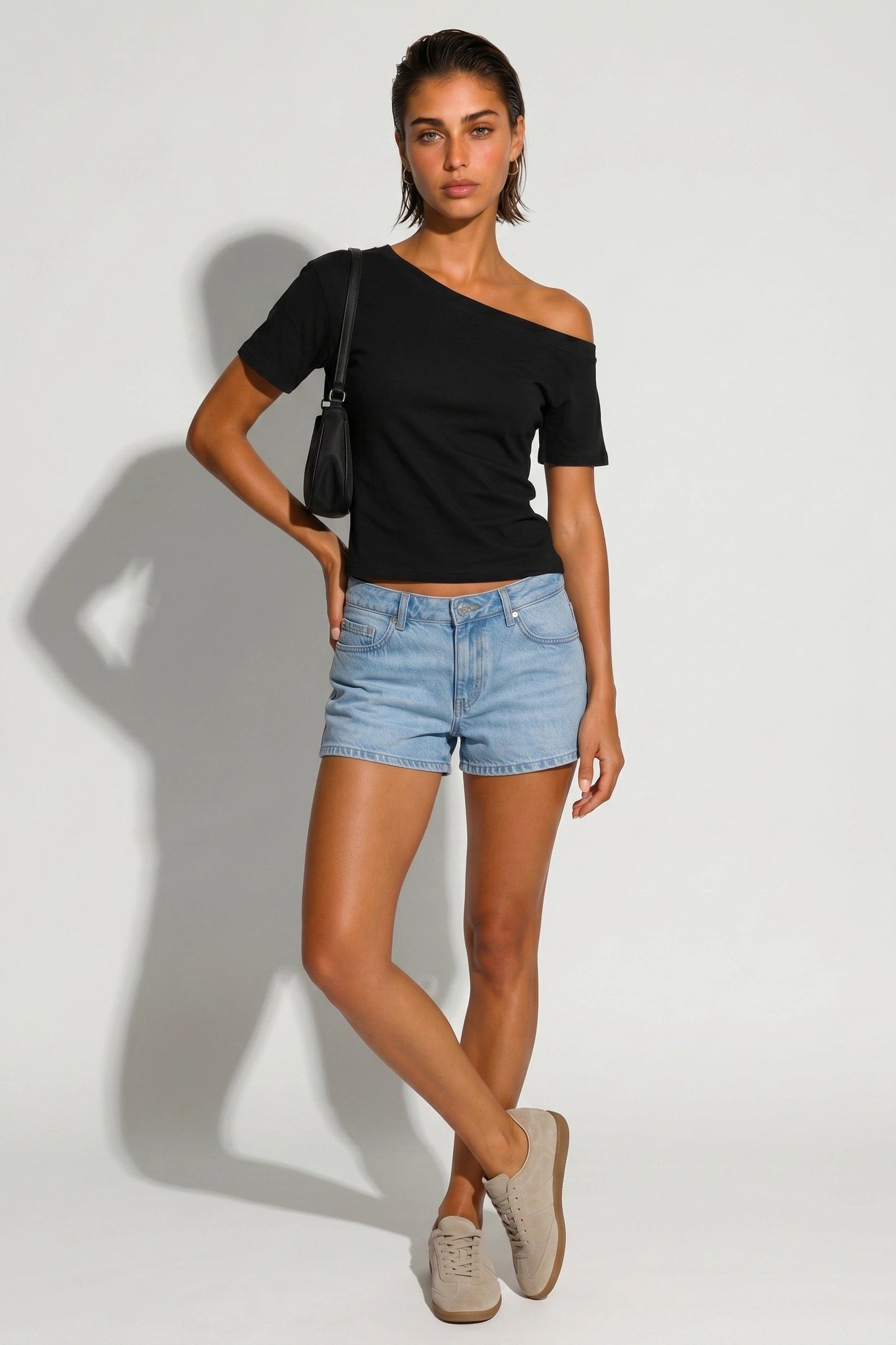Asymmetrisches Kurzarm-Baumwollshirt