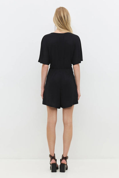 Jumpsuit mit asymmetrischem Schnitt