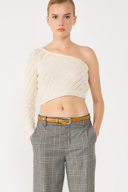Kurzärmeliger Strickpullover mit einem Ärmel