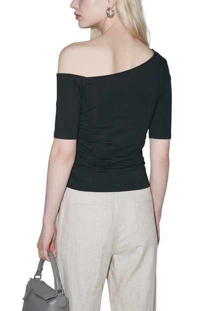 Asymmetrisches Rüschenshirt mit kurzen Ärmeln