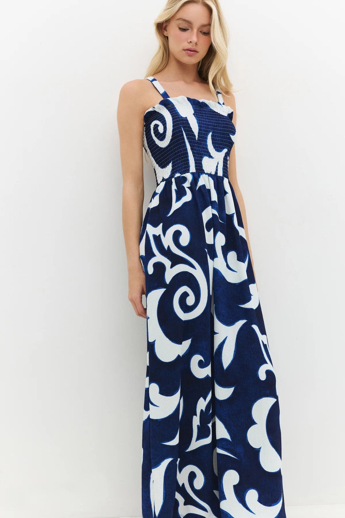 Trägerloses langes Kleid