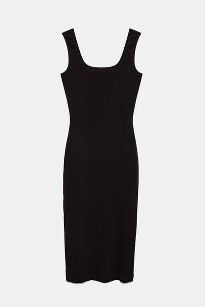 Trägerloses Minikleid mit Schlitz