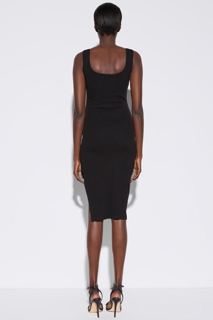 Trägerloses Minikleid mit Schlitz