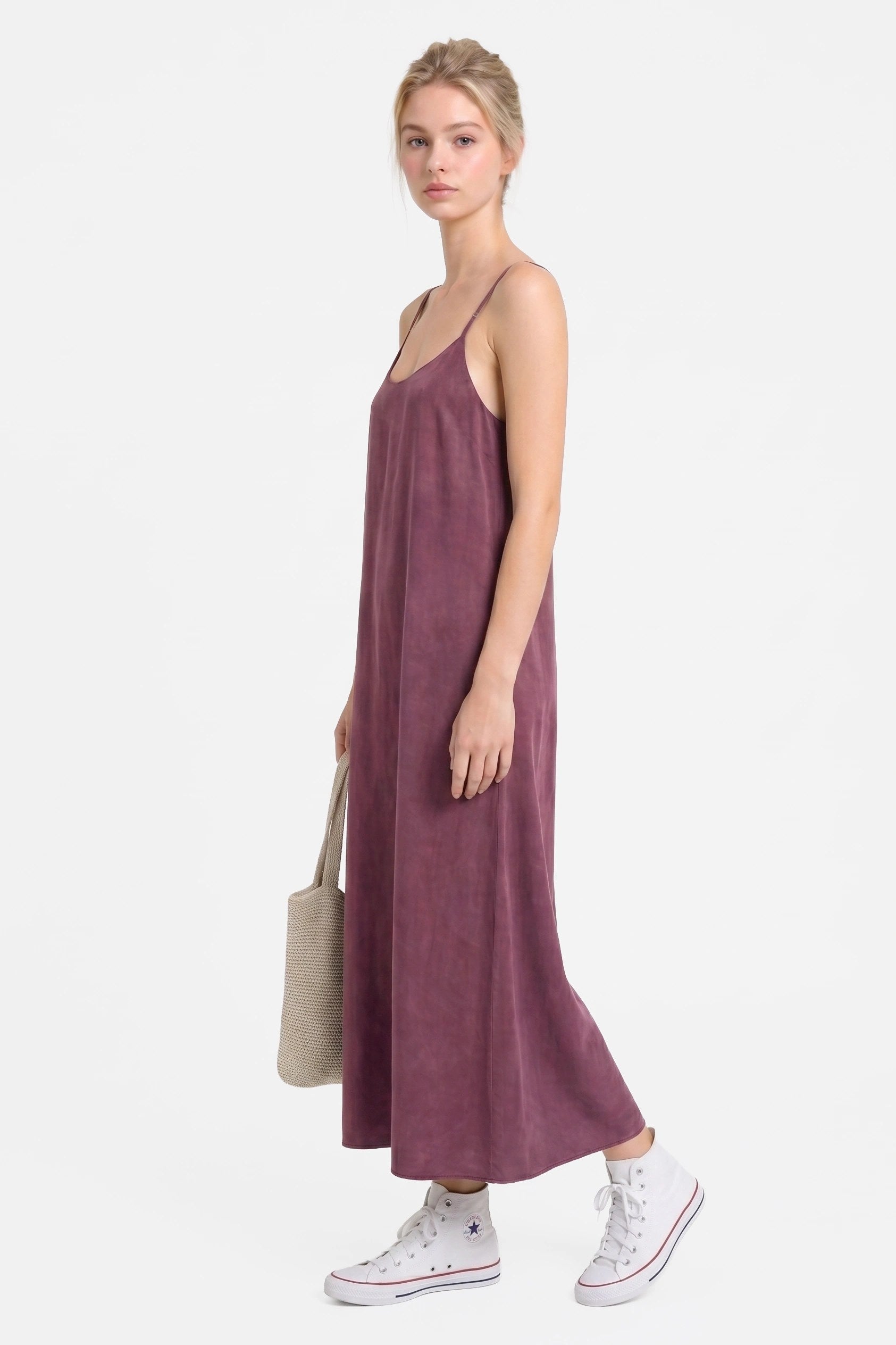 Verstellbares Midi-Kleid mit feinen Trägern