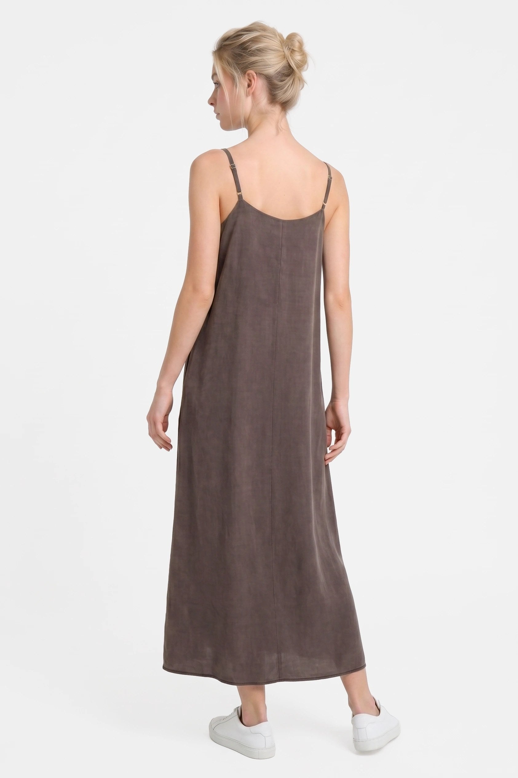 Verstellbares Midi-Kleid mit feinen Trägern