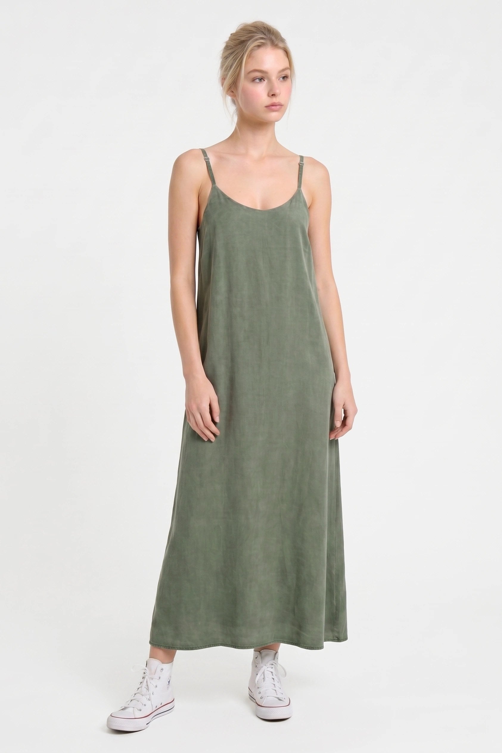 Verstellbares Midi-Kleid mit feinen Trägern