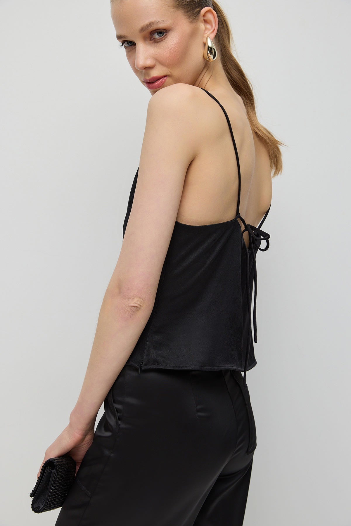 Bluse mit Spitzendetails