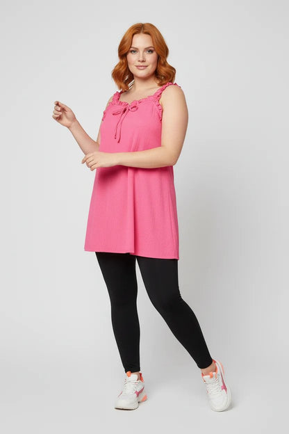 Schnürbluse mit Rüschen und Trägern
