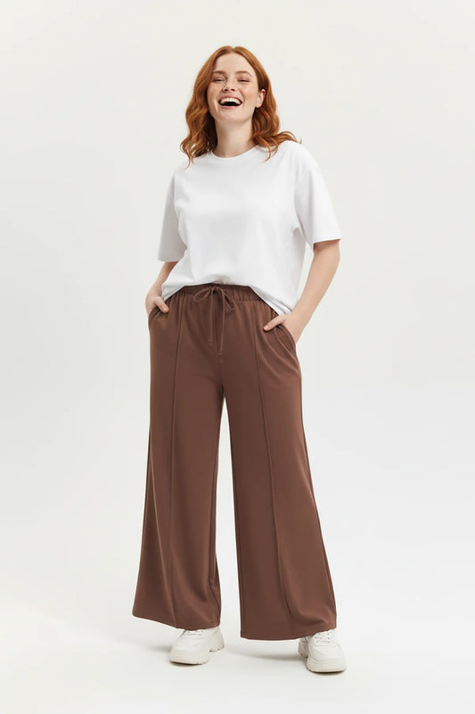 Weit geschnittene Hose mit Kordelzug