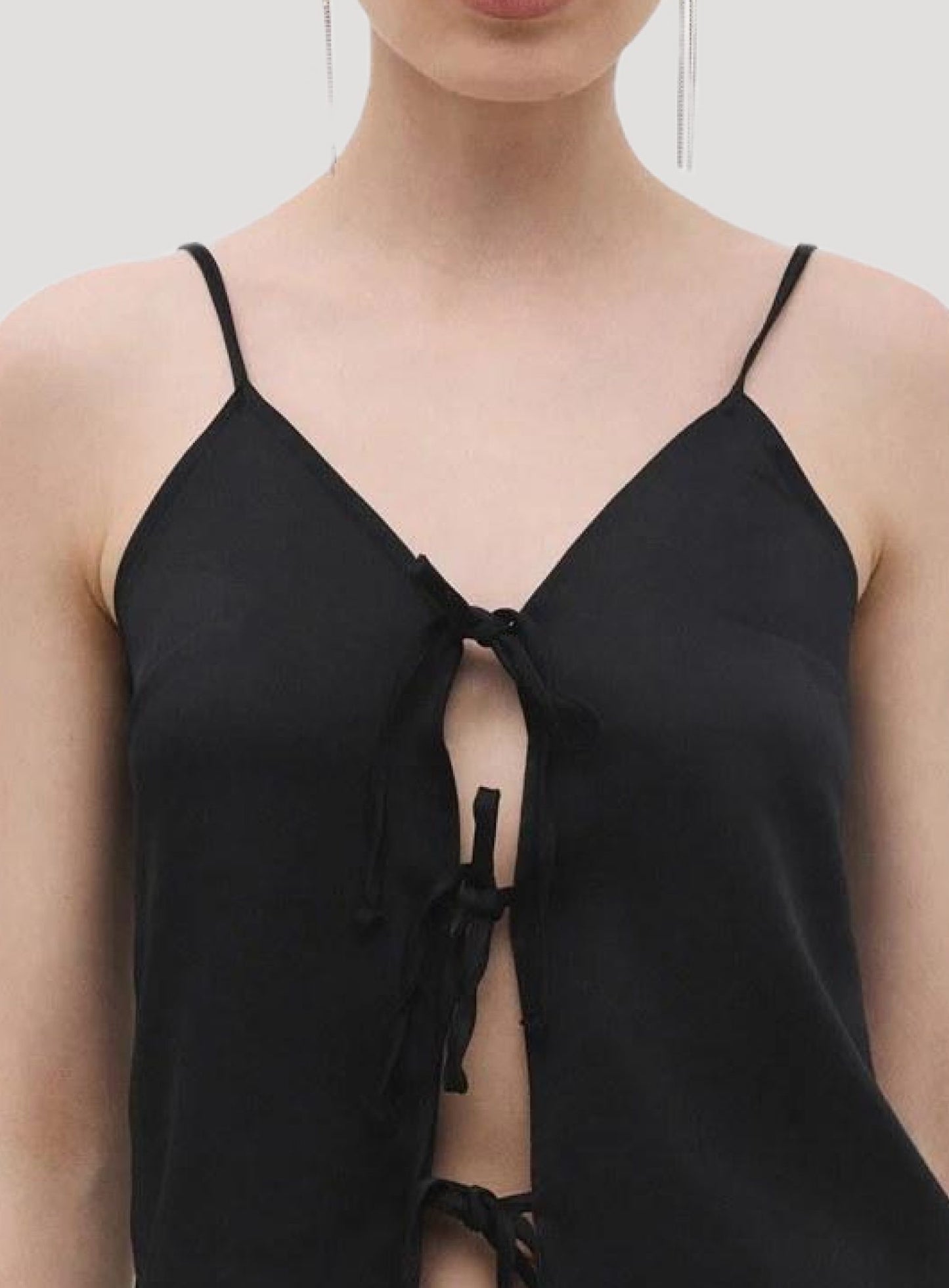Trägerbluse aus gewebtem Satin mit Schnürung