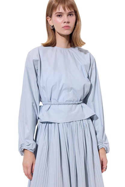 Kurze Bluse mit Bindedetail, schwarz