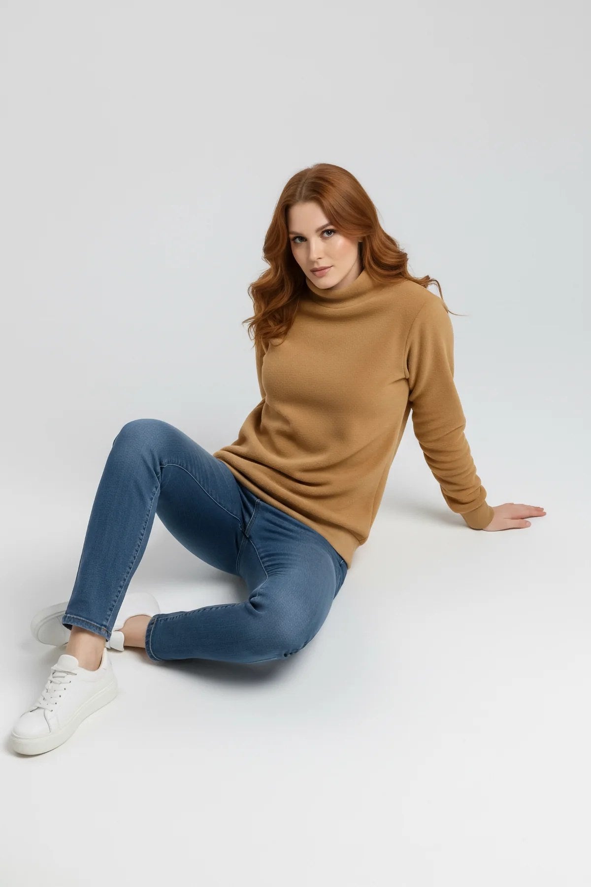 Langarm-Sweatshirt mit Rollkragen