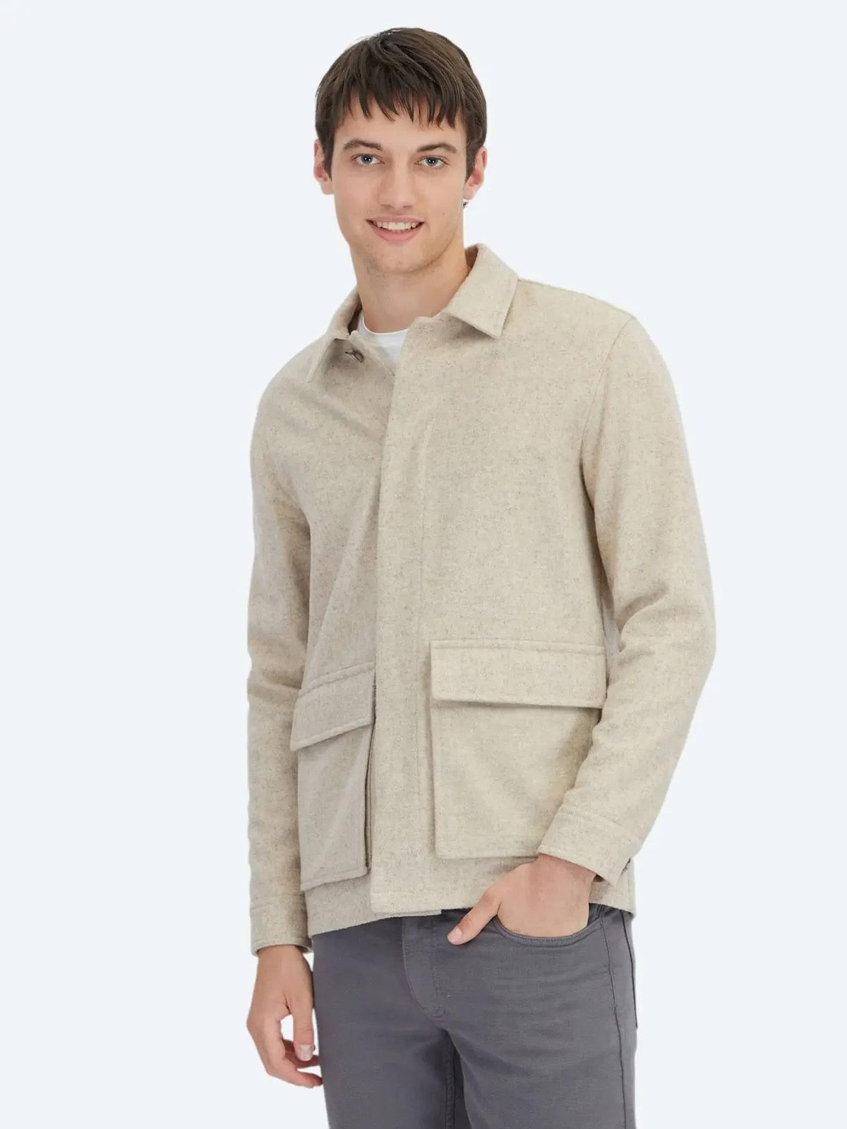 Beige Overshirt aus feinem Stoff