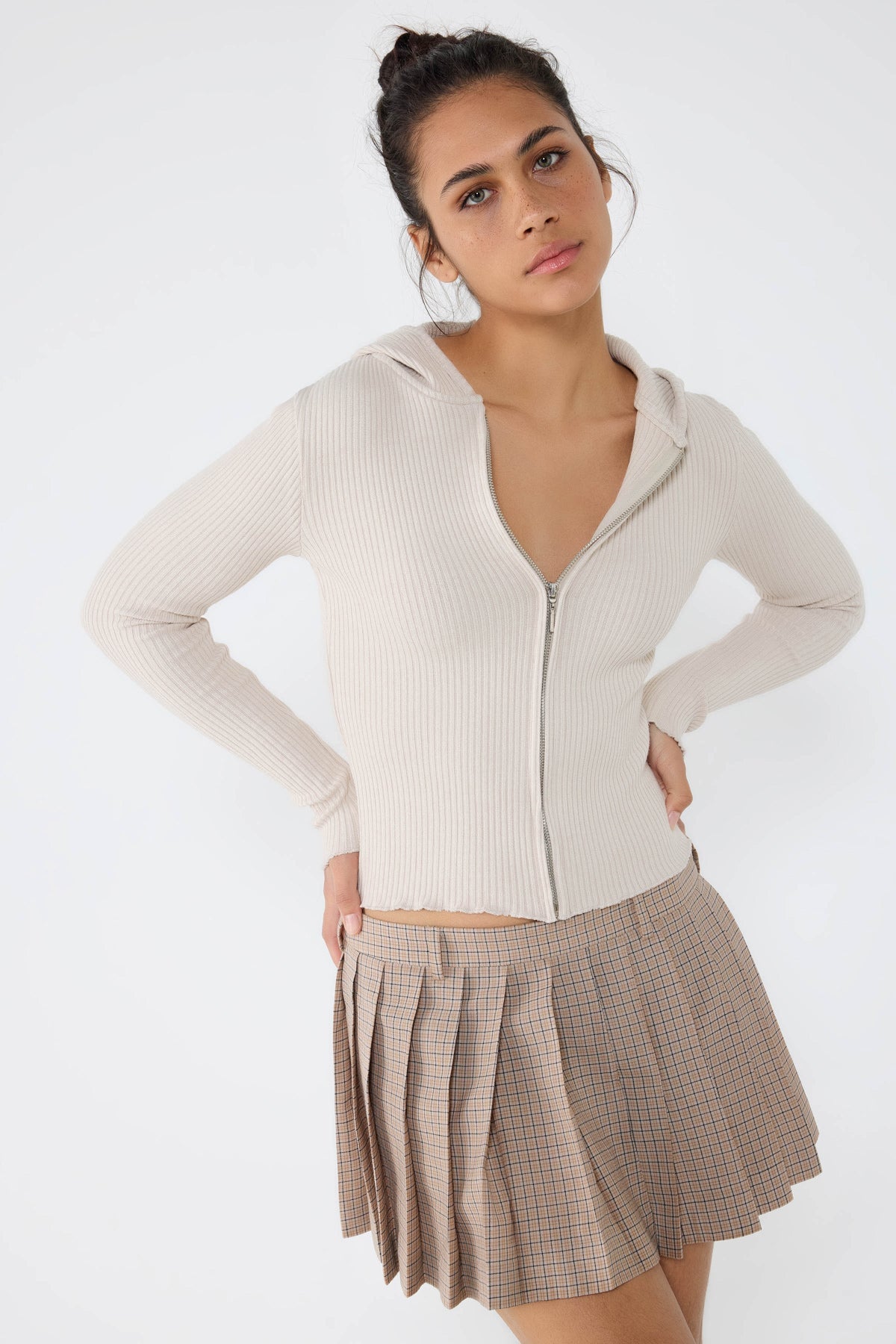 Strickcardigan mit Kapuze und Reißverschluss