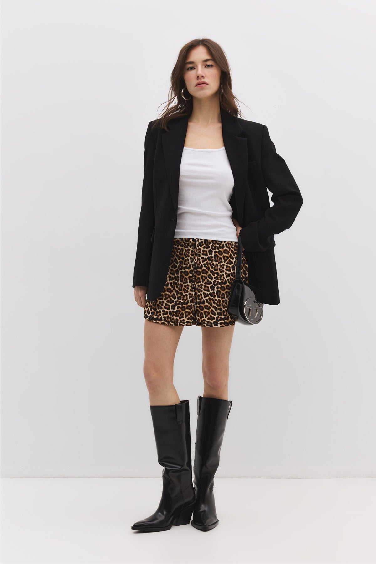 Mini-Shorts mit Leopardenmuster und gerafftem Bund
