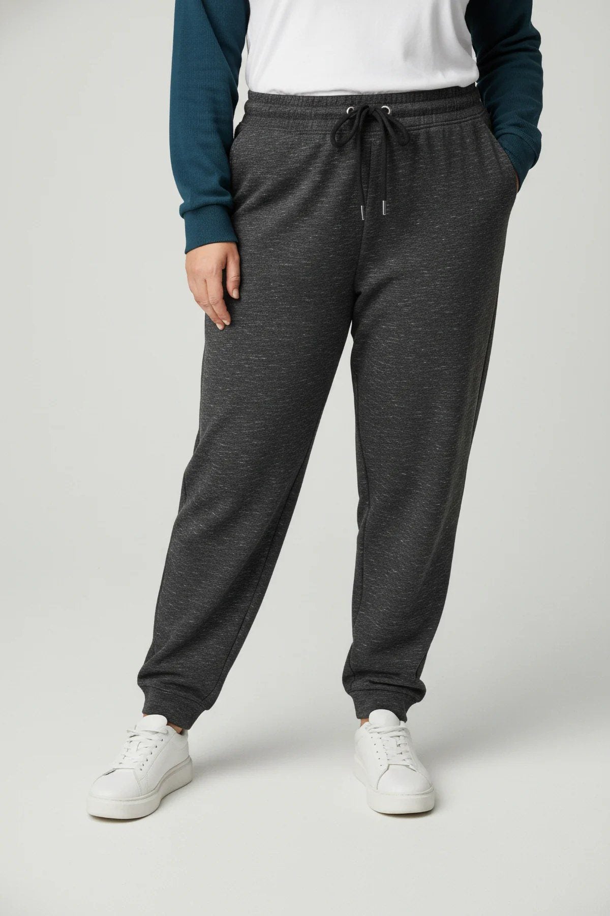 Jogginghose mit elastischem Bund und Kordelzug