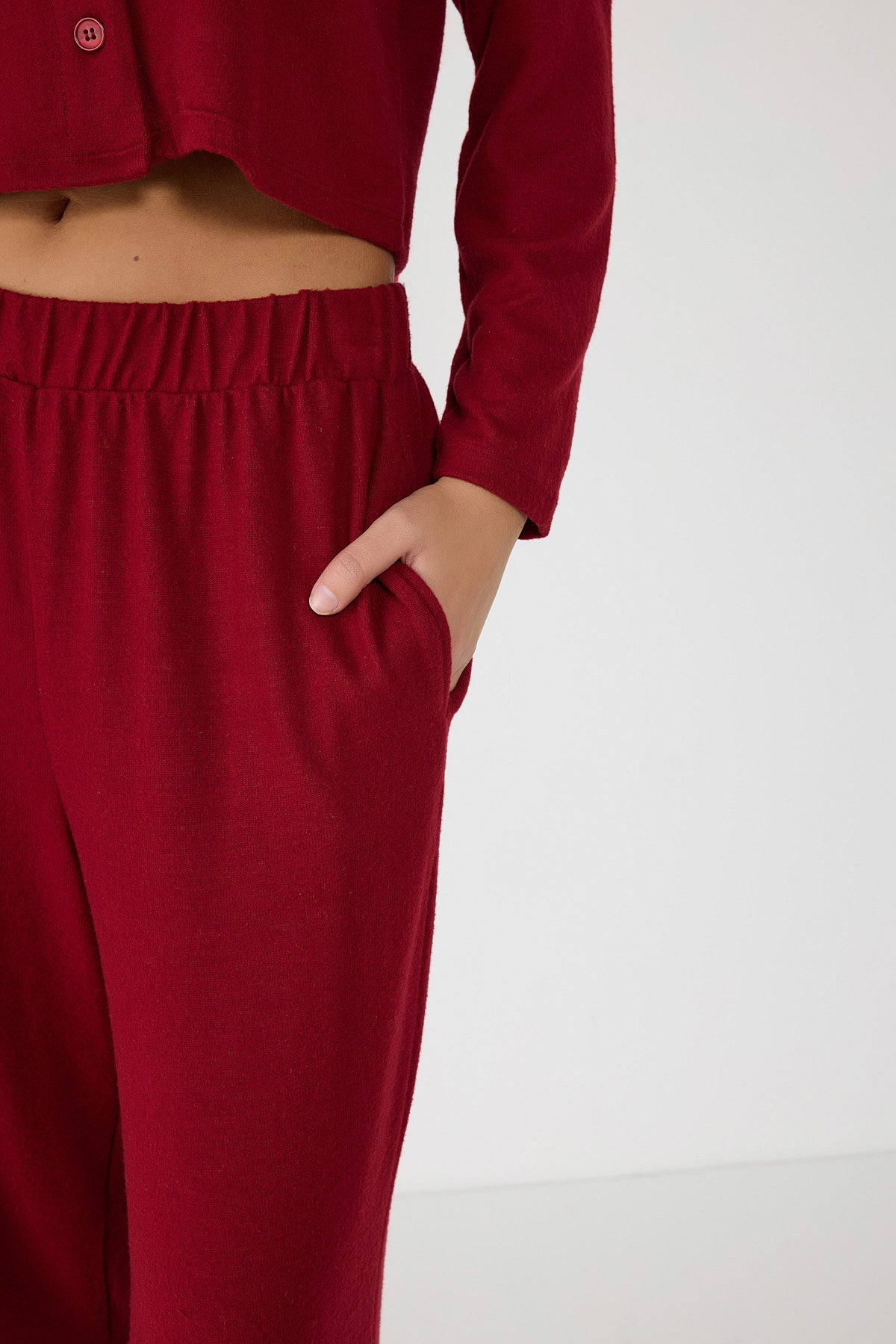 Hose mit elastischem Bund und Taschen