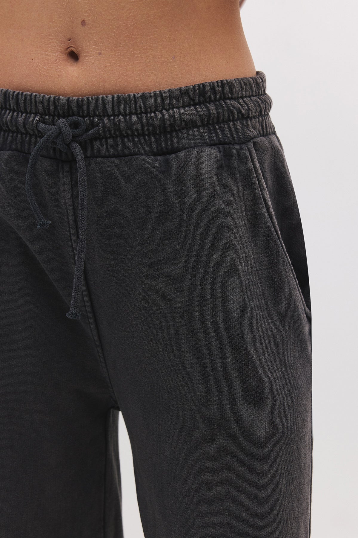 Weit geschnittene Jogginghose mit elastischem Bund