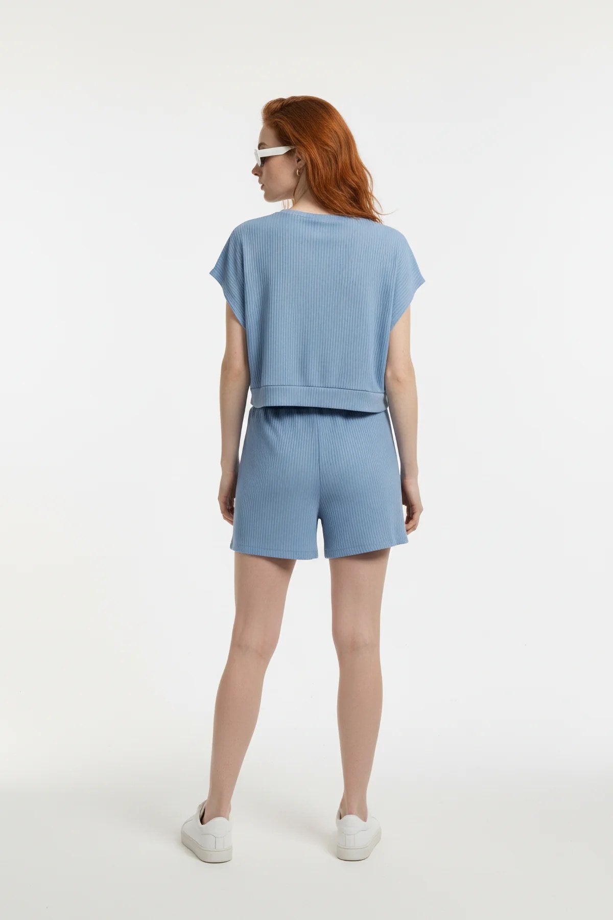 Hochtaillierte Elastische Shorts