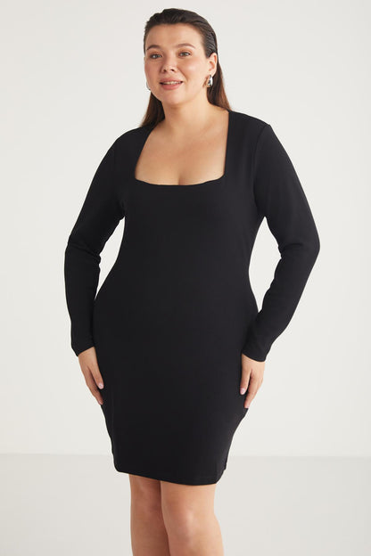 BESSIEBB Große Größen Strickkleid