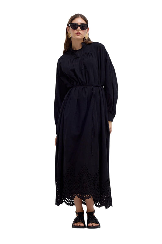 Besticktes Kleid Schwarz