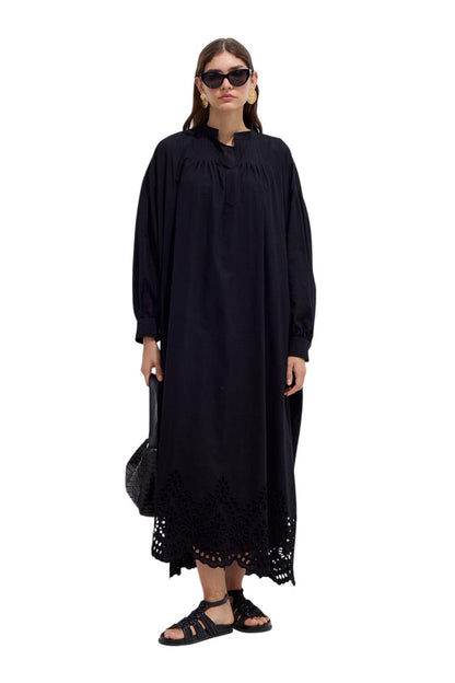 Besticktes Kleid Schwarz