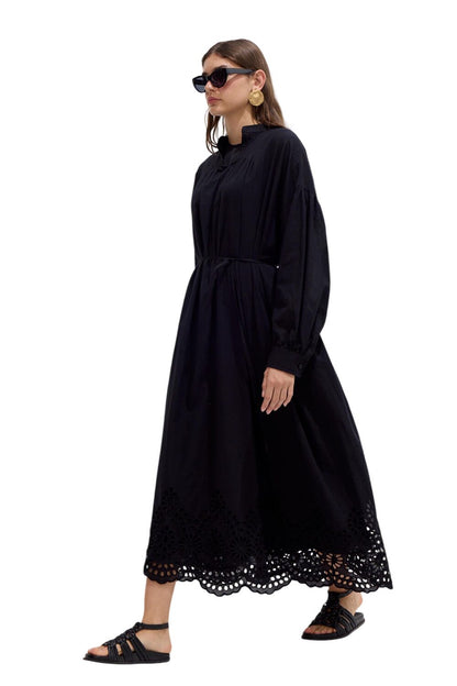 Besticktes Kleid Schwarz