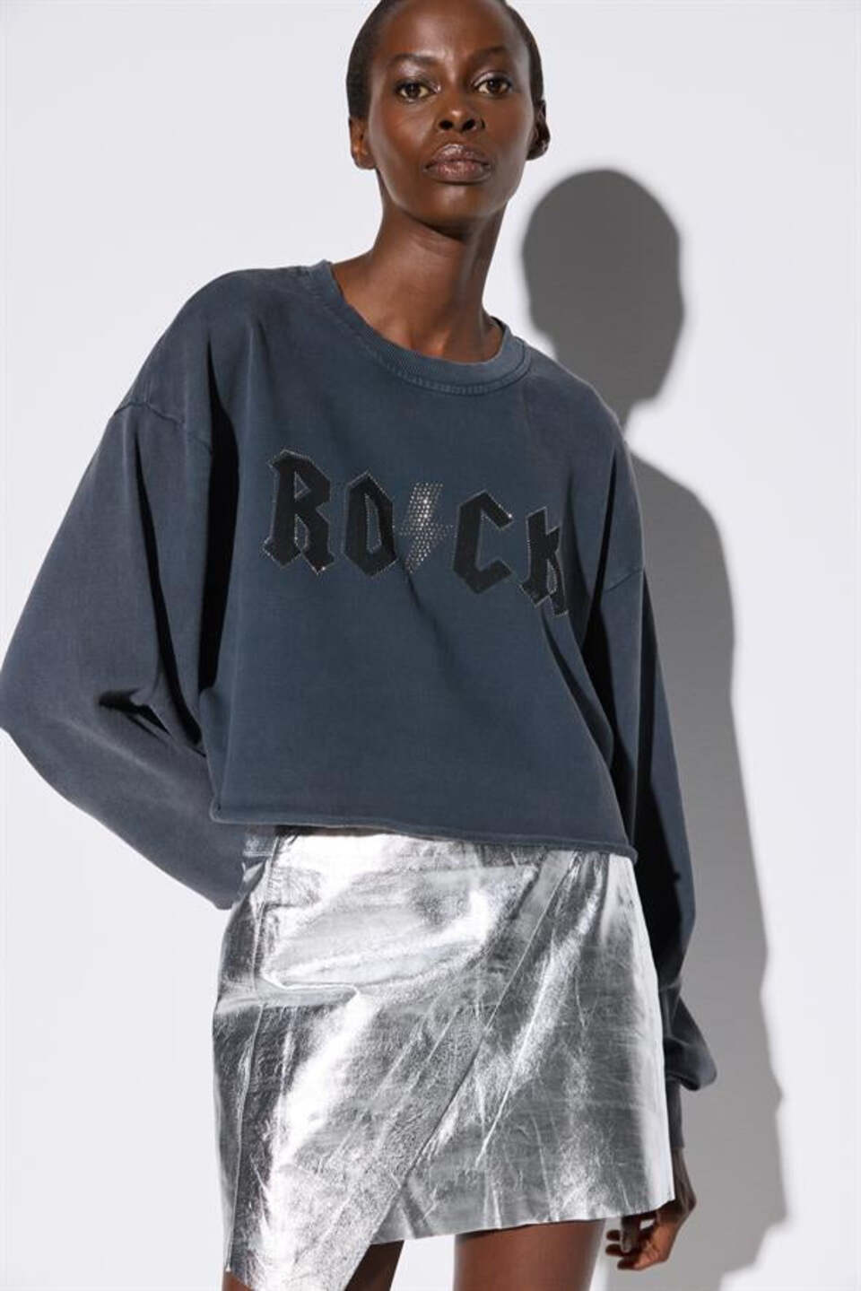 Kurzarm-Sweatshirt mit Rundhalsausschnitt