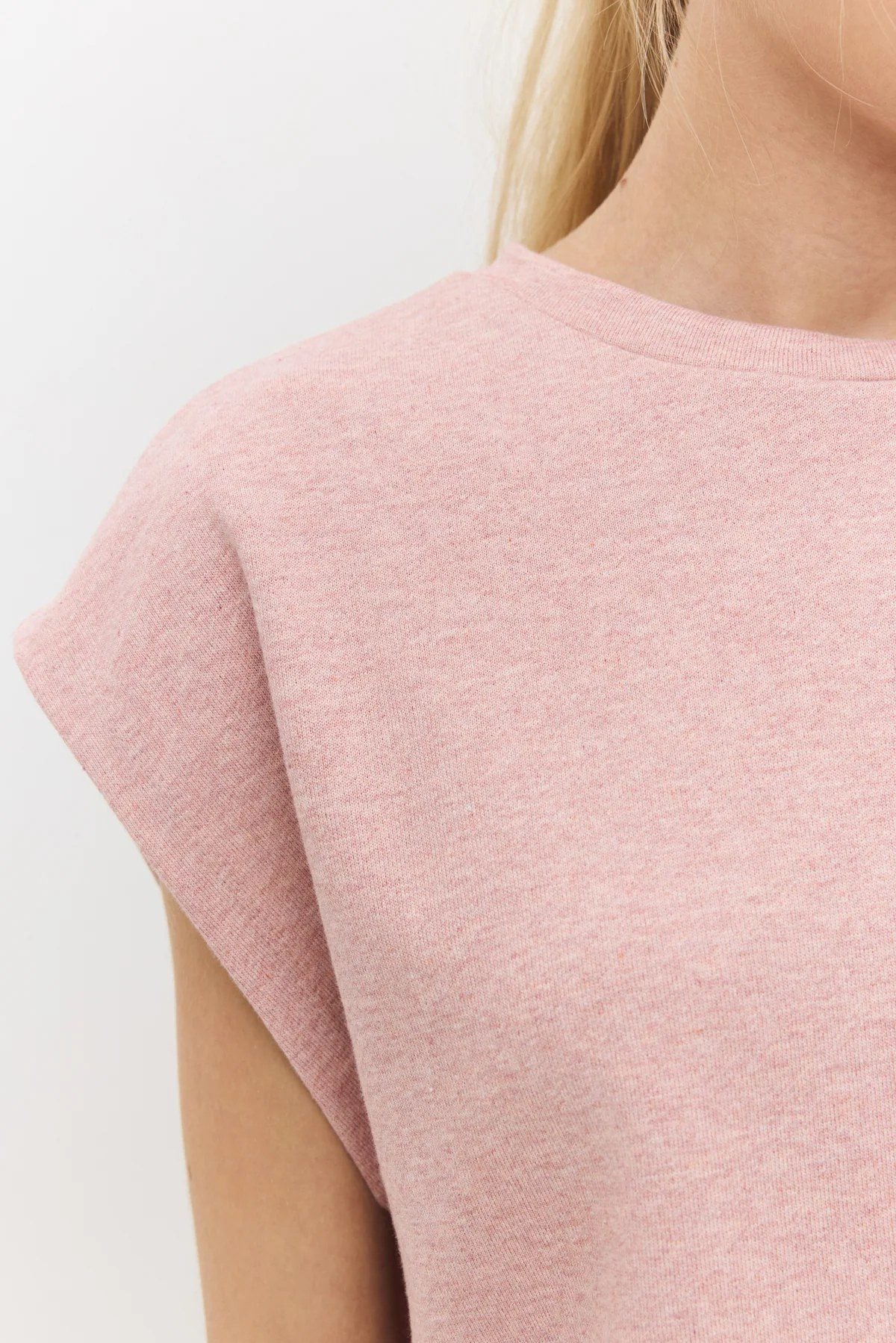 Kurzarm-T-Shirt mit Rundhalsausschnitt und Saumdetails