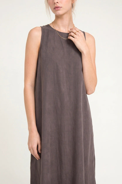 Ärmelloses, lockeres Maxi-Kleid