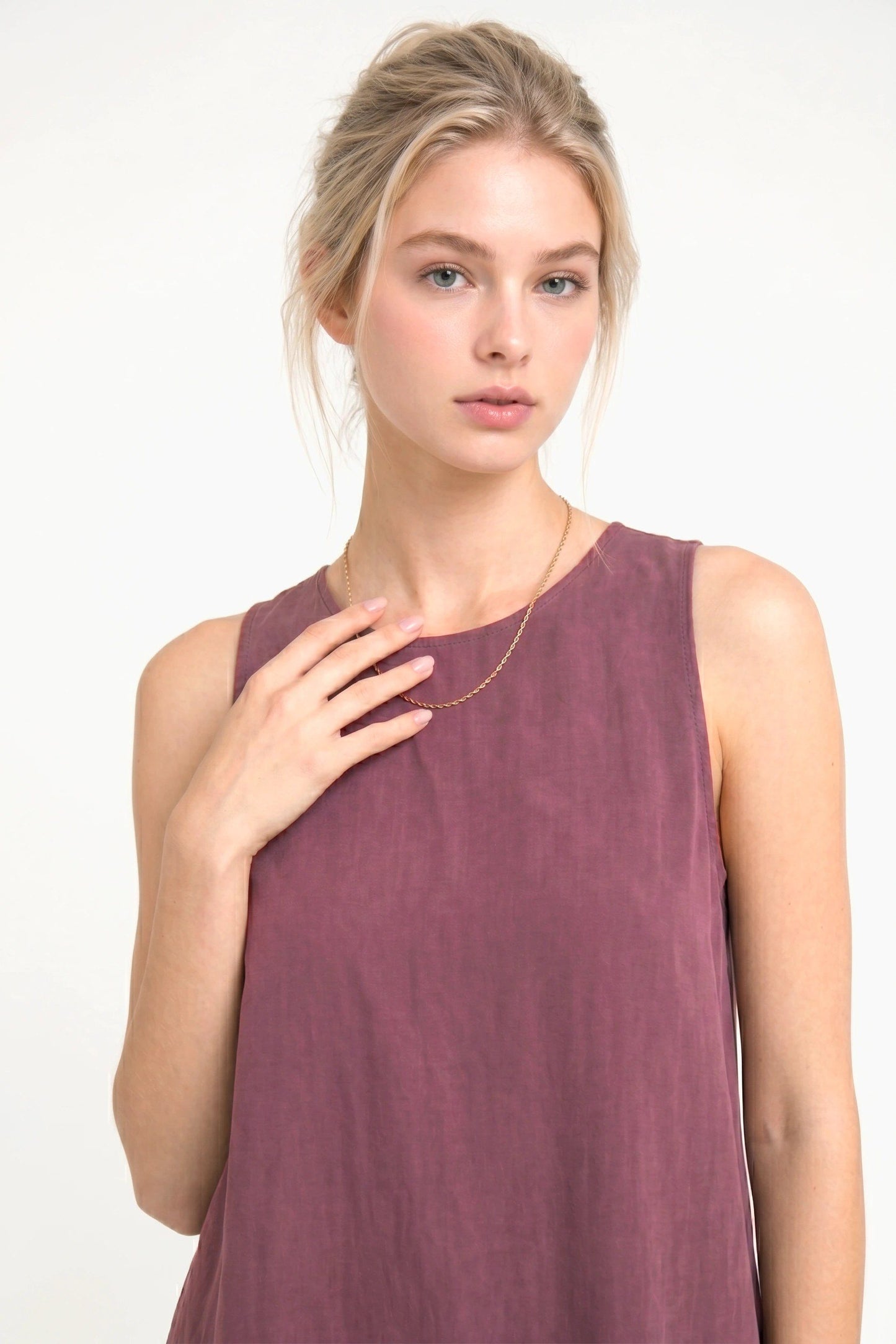 Ärmelloses, lockeres Maxi-Kleid
