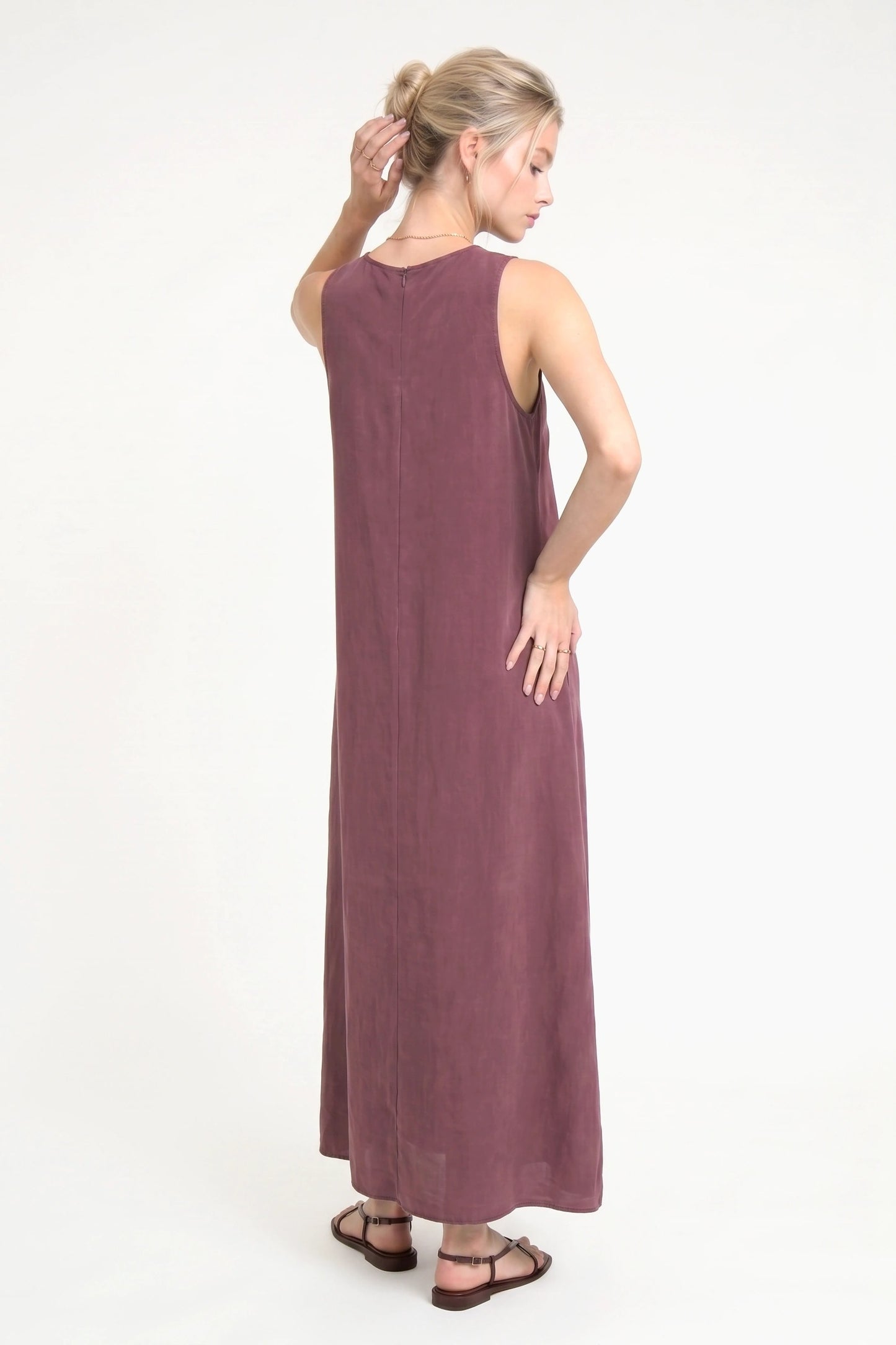 Ärmelloses, lockeres Maxi-Kleid