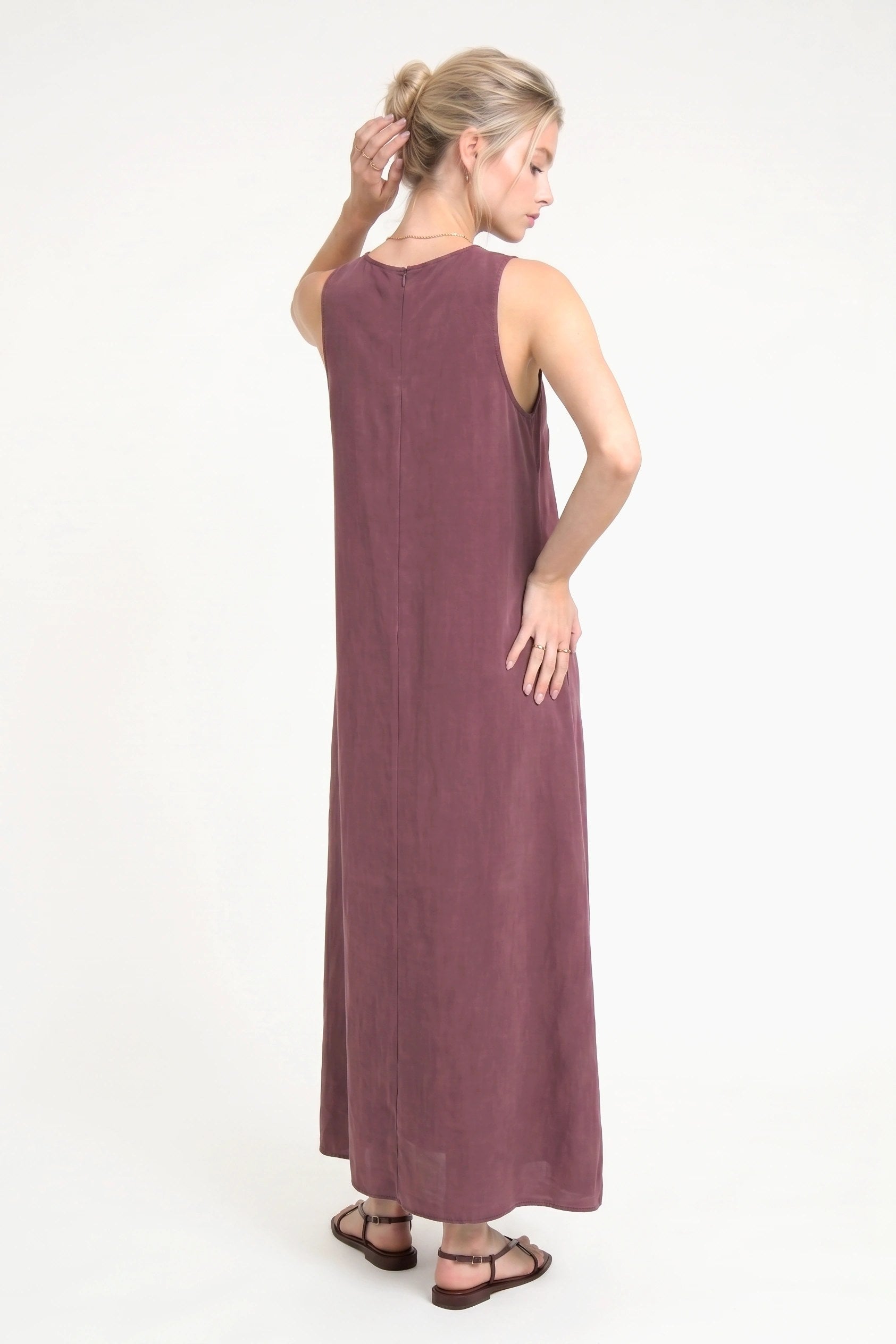 Ärmelloses, lockeres Maxi-Kleid