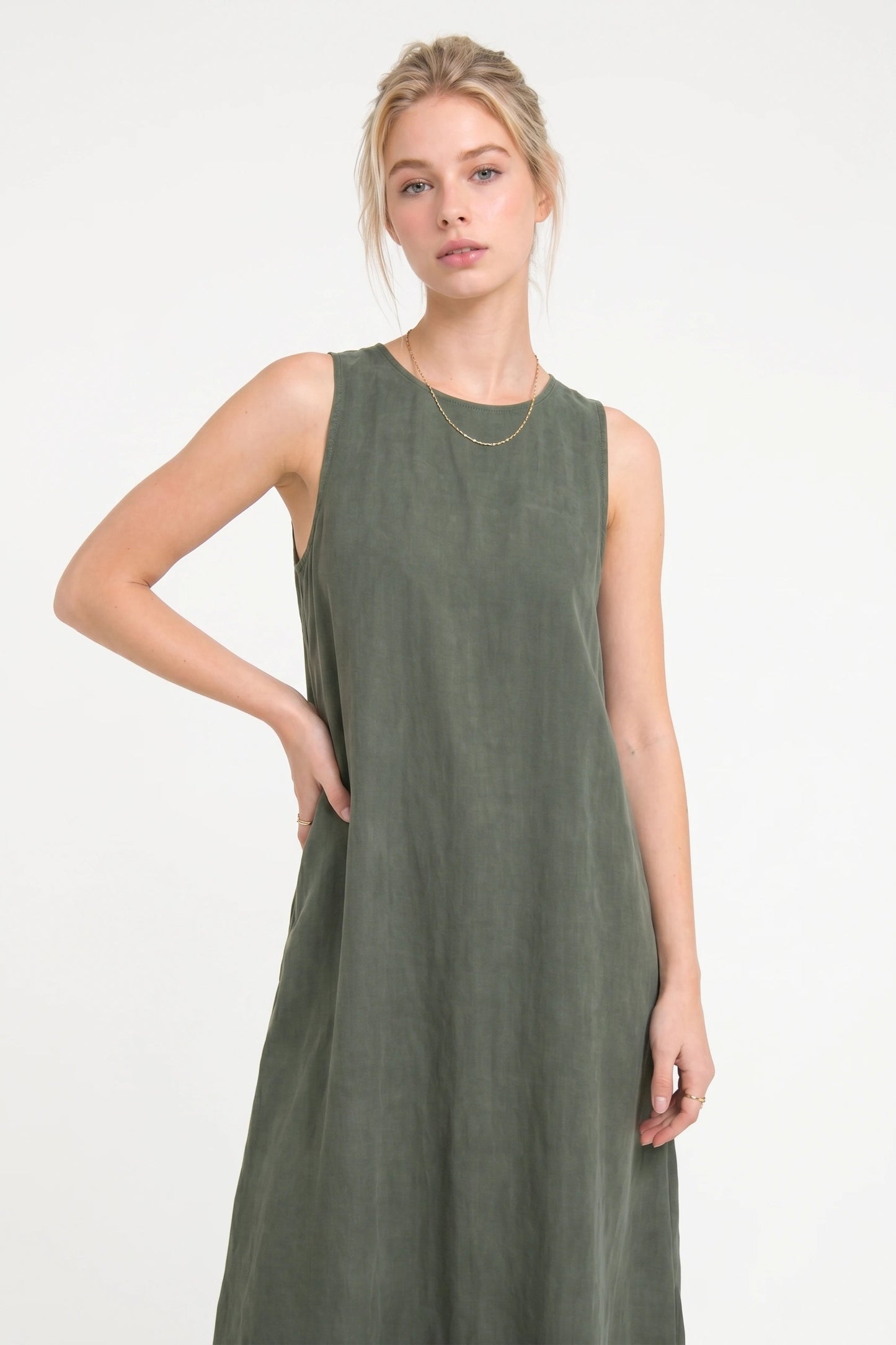 Ärmelloses, lockeres Maxi-Kleid