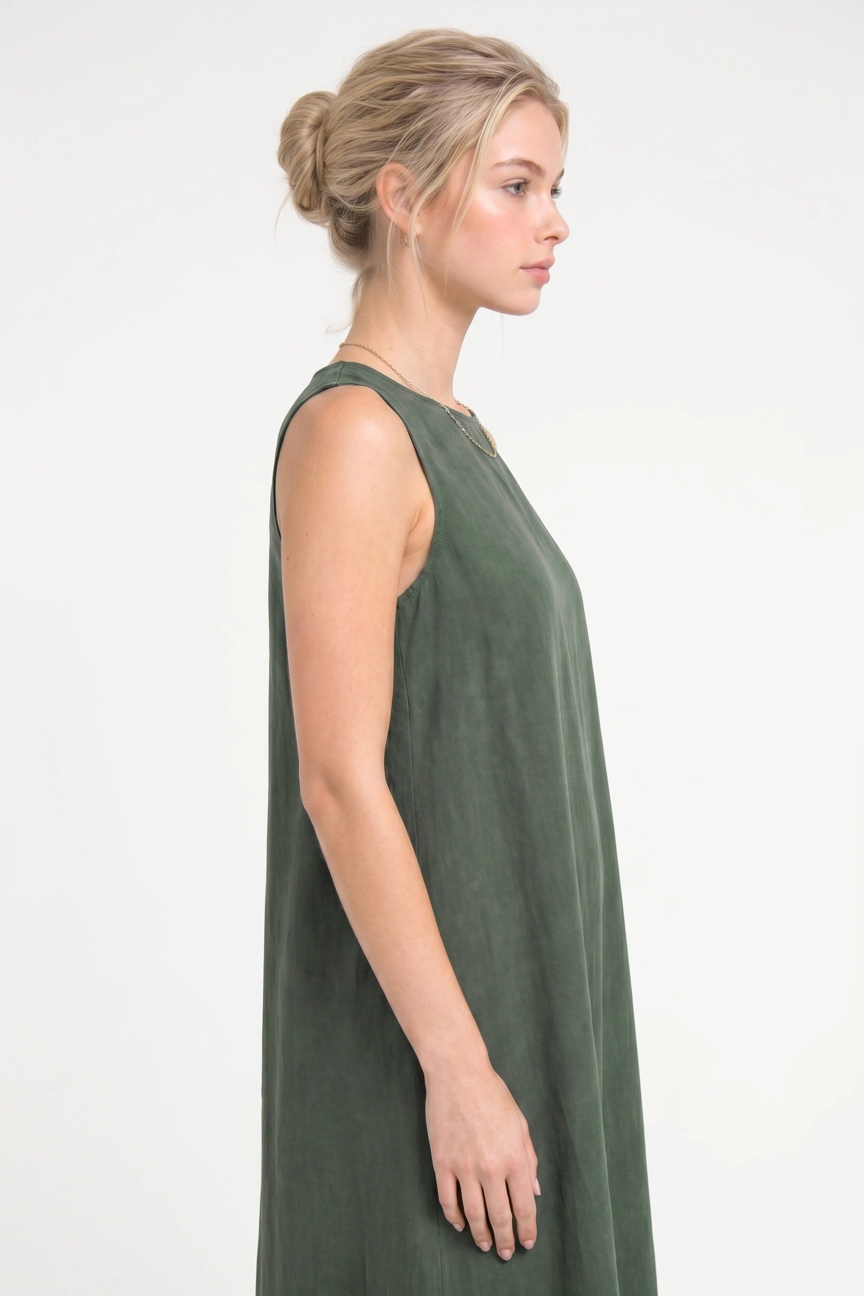 Ärmelloses, lockeres Maxi-Kleid