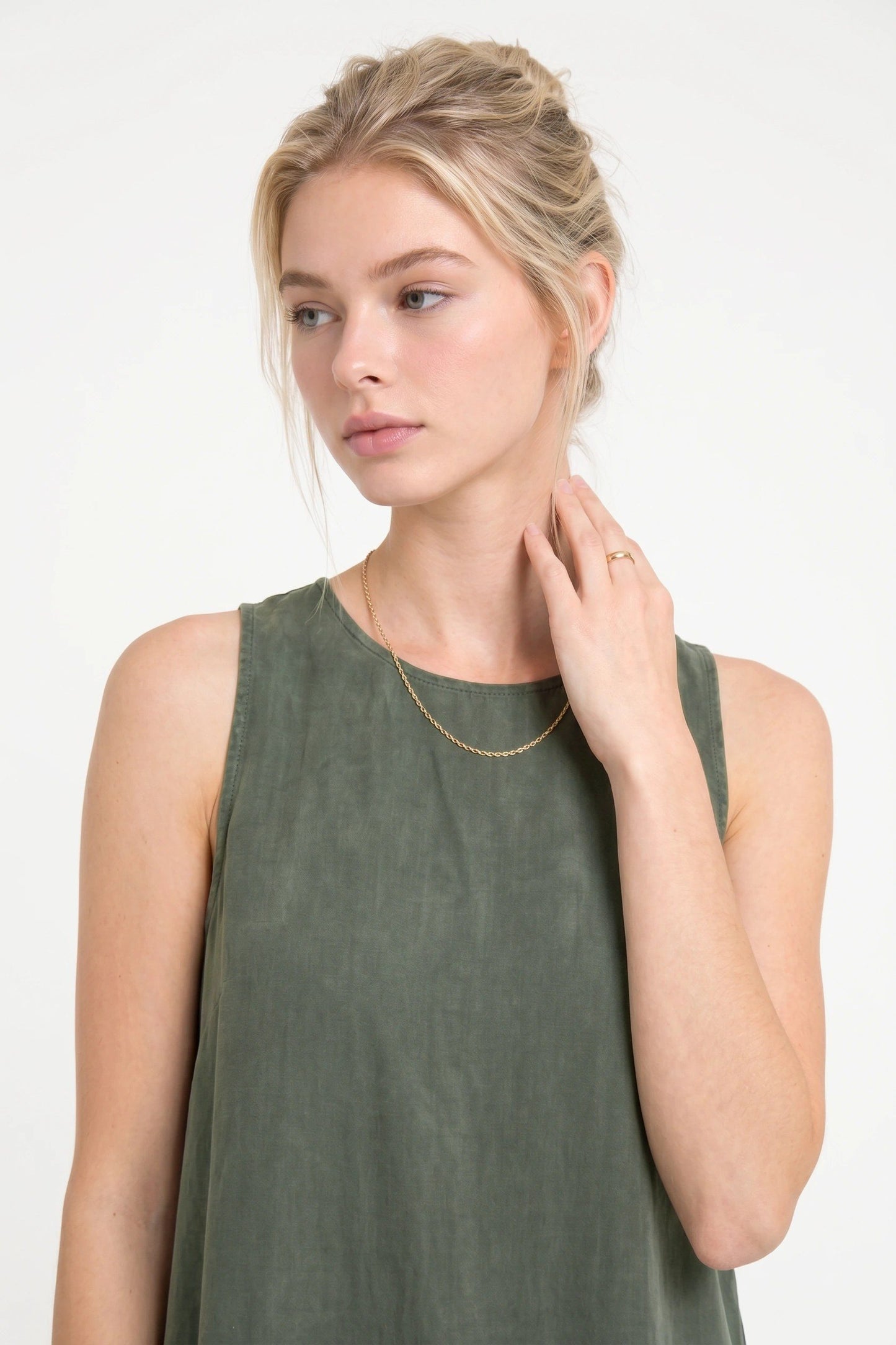 Ärmelloses, lockeres Maxi-Kleid