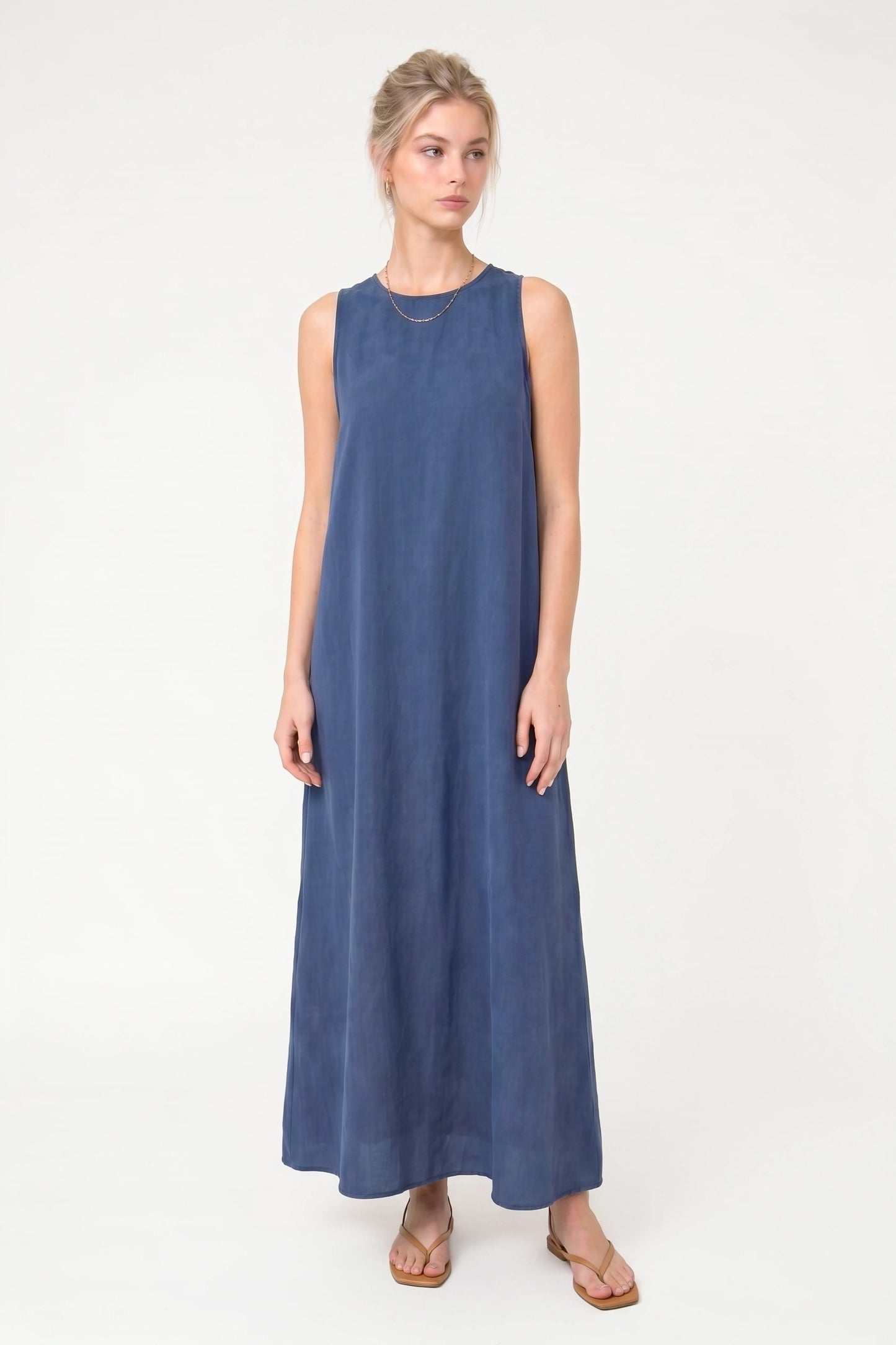 Ärmelloses, lockeres Maxi-Kleid