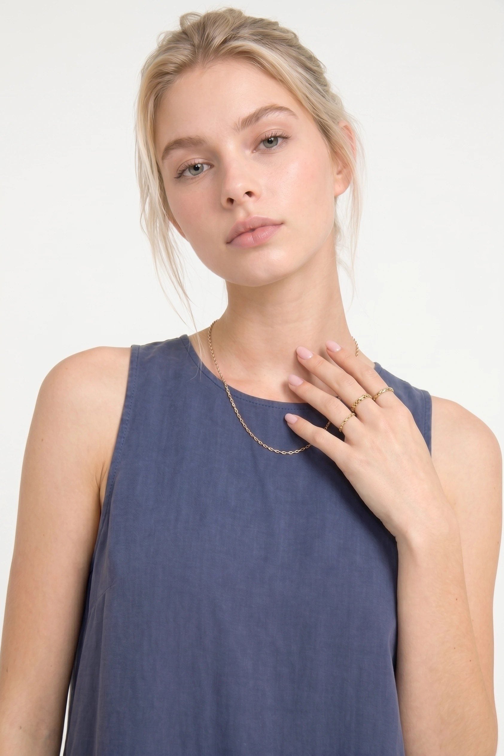 Ärmelloses, lockeres Maxi-Kleid