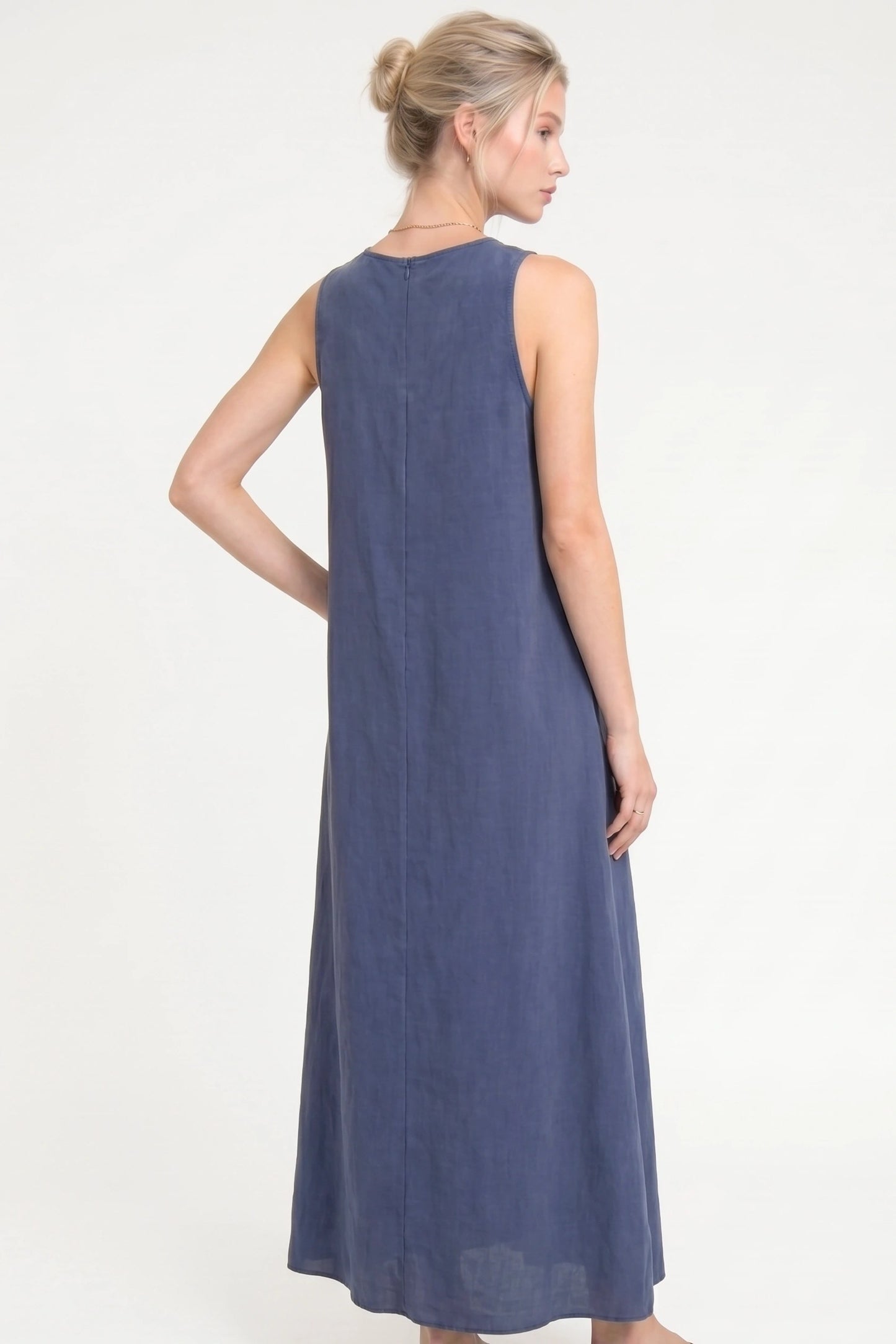 Ärmelloses, lockeres Maxi-Kleid