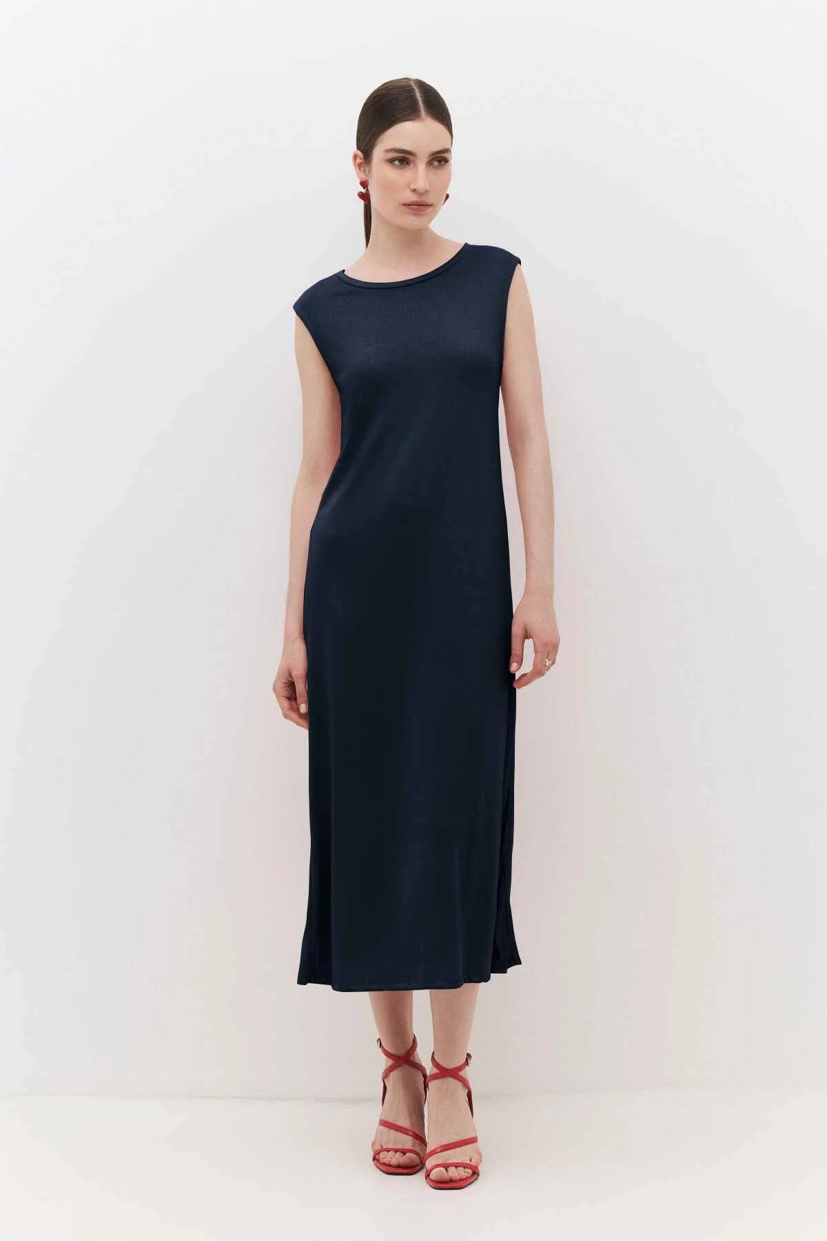 Midikleid mit Rundhalsausschnitt